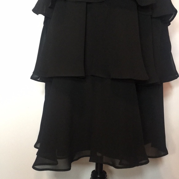 Sleeveless Dress with layered Frills Sz 10P - Picture 5 of 13